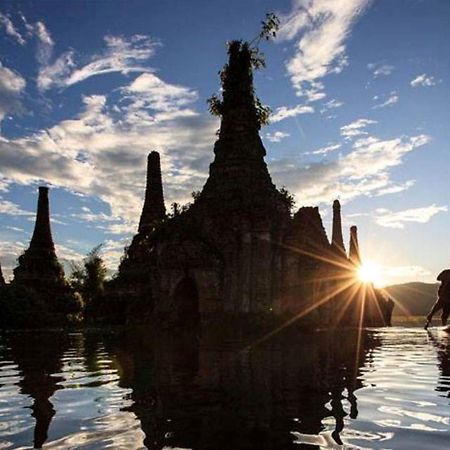 Inle Heritage Stilt Houses ยวามา ภายนอก รูปภาพ